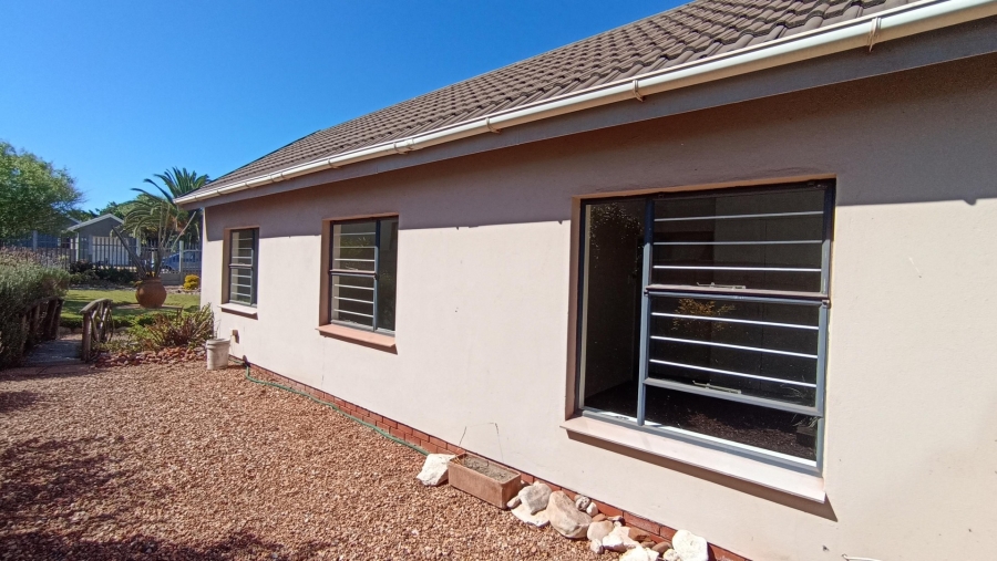 3 Bedroom Property for Sale in Vredenburg Western Cape